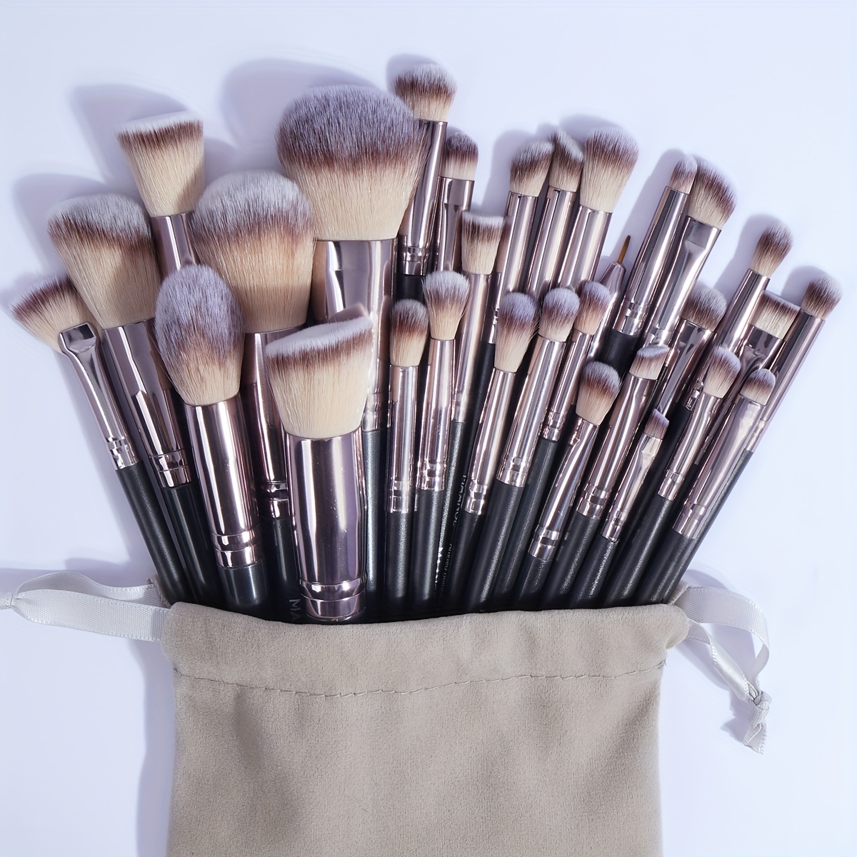 MAANGE 30 sztuk profesjonalny  – Huda Beauty Makeup Brush Set recenzja i cena