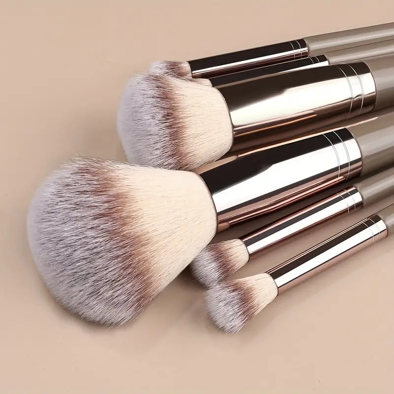 Zestaw Pędzli do Makijażu Prem – Huda Beauty Makeup Brush Set recenzja i cena
